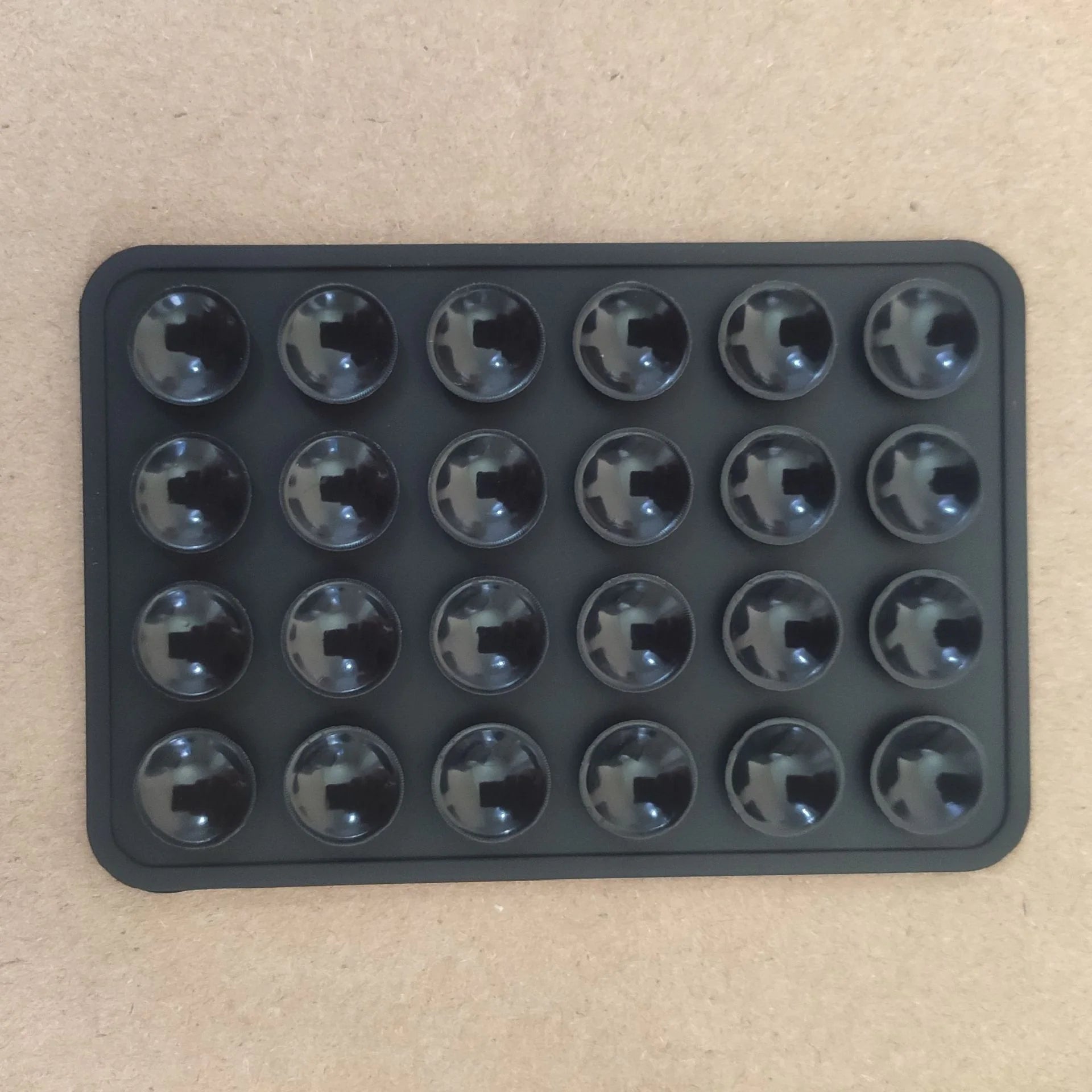 Almohadilla de Succión de Silicona Engrosada de 24 Ventosas